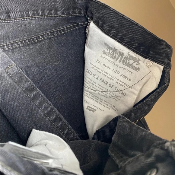 Levi Men’s Black Jeans - Picture 8 of 8